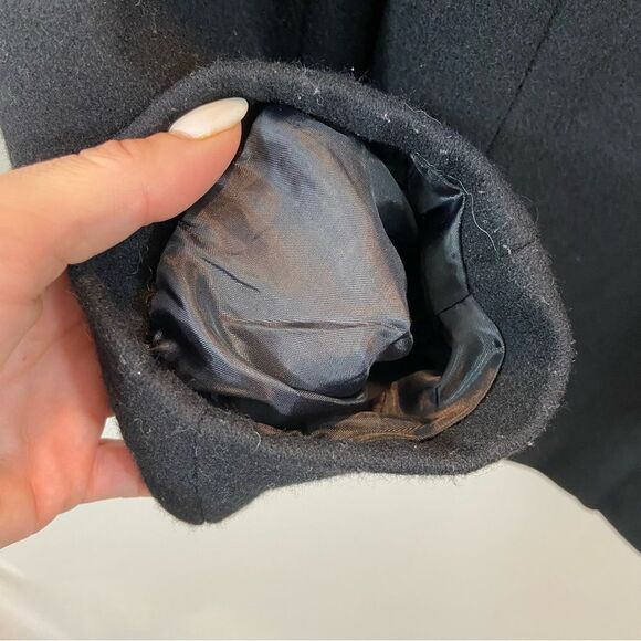 Dale Dressin Brand Black Wool Blend Ruffle Front Jacket Size Medium - Picture 15 of 16
